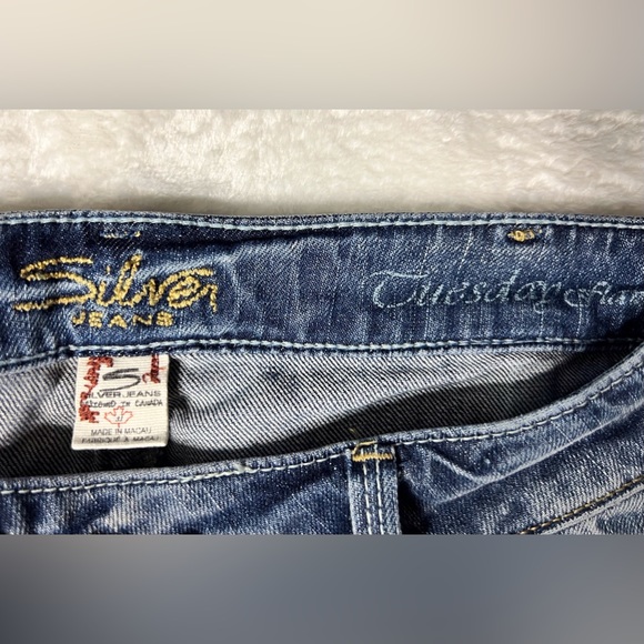 NWT SILVER JEANS Tuesday Flare 31 - Picture 2 of 7